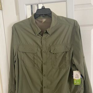 NWT Alpine design vented  shirt